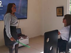Novinha Transando Com Animal